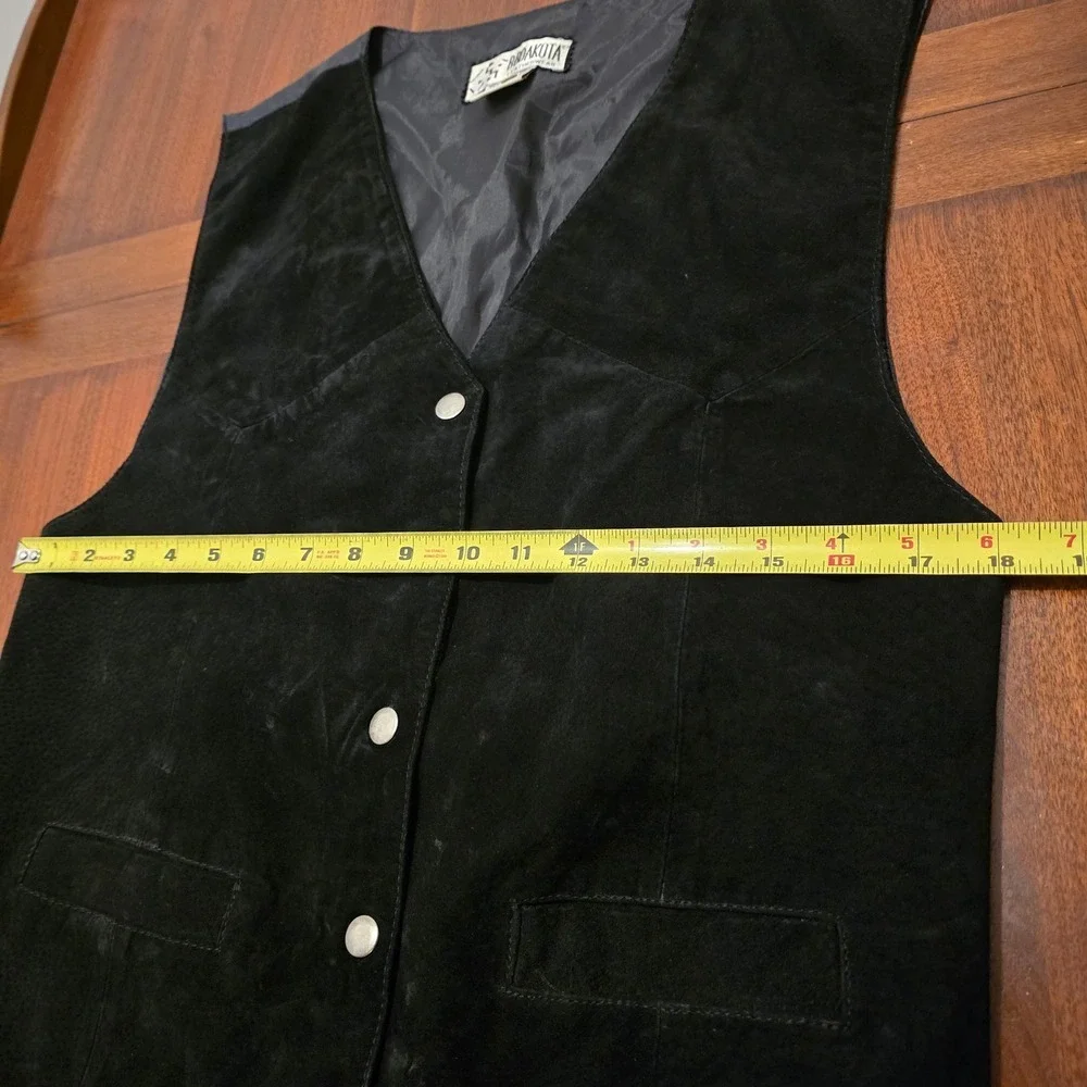 BB Dakota Leatherwear Mens Black‎ Suede Leather Vest Silver Button Cinch Back S
